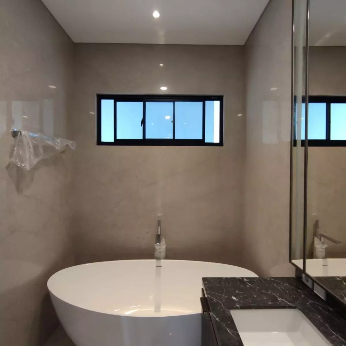 surya barat house 28115629191