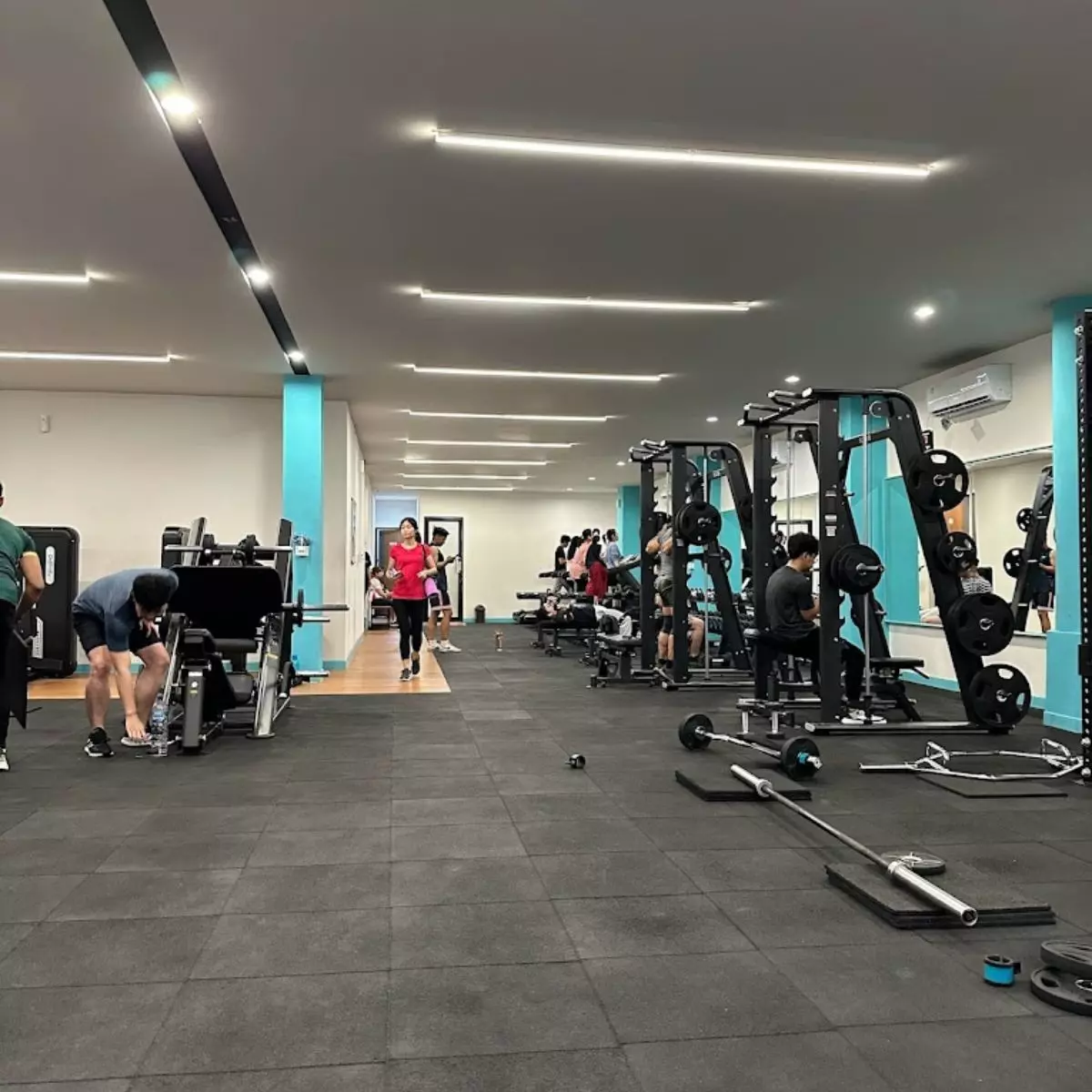 fit hub manyar 28053433355