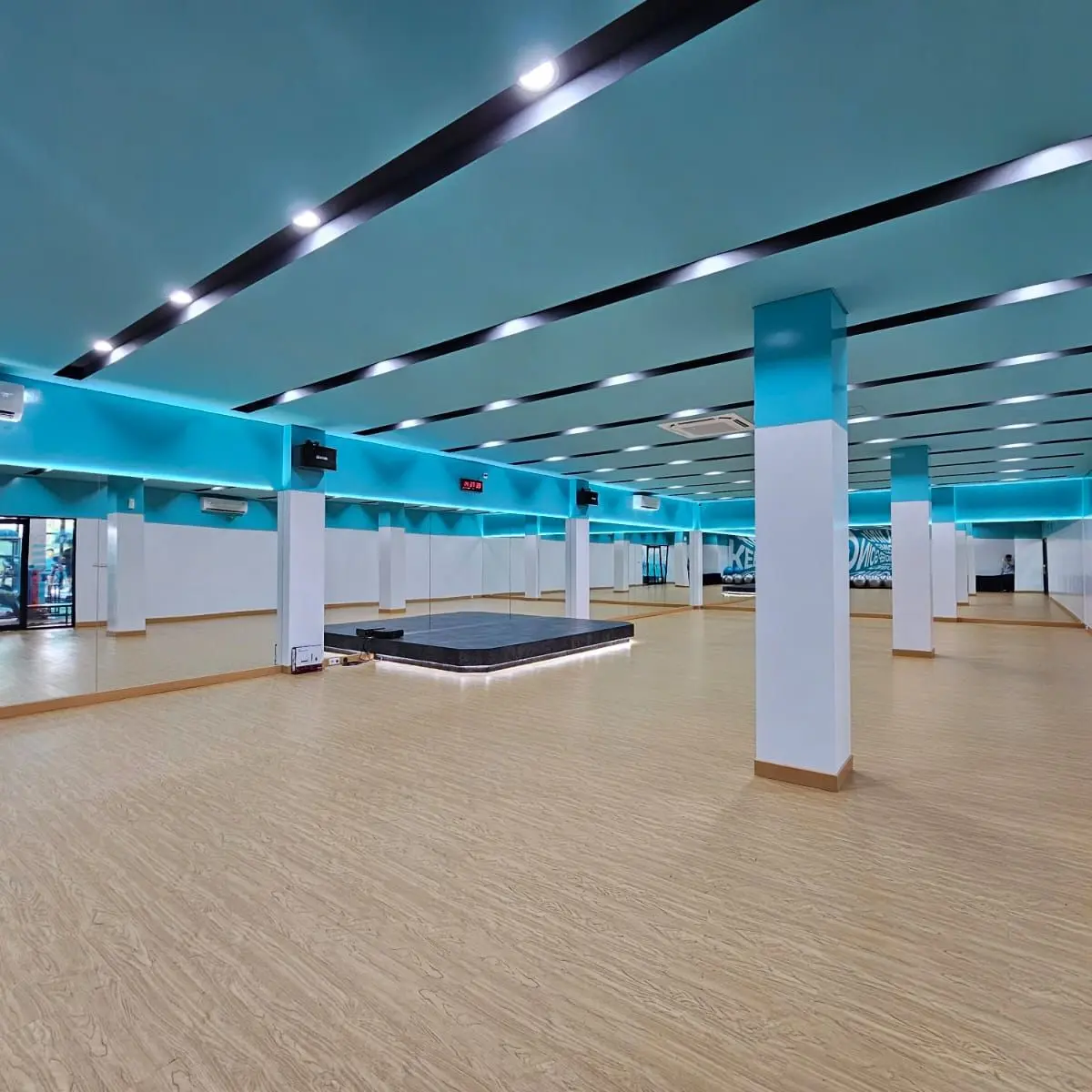 fit hub jababeka 29103321901