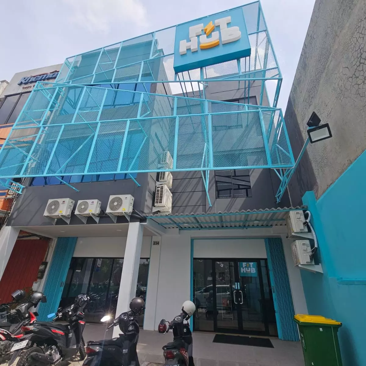 FIT HUB Jemursari